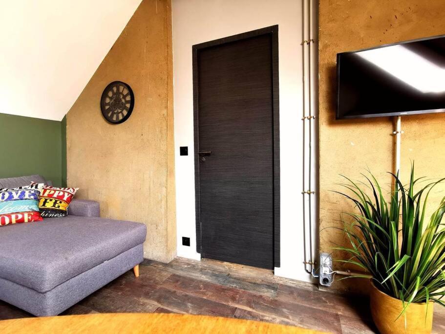 Logement Industriel & Atypique ルーアン エクステリア 写真